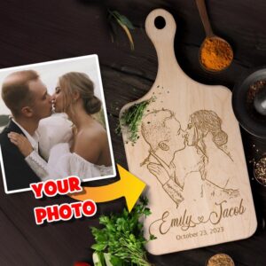 Custom Wedding Portrait Photo Cutting Board: Heart-Connected Names